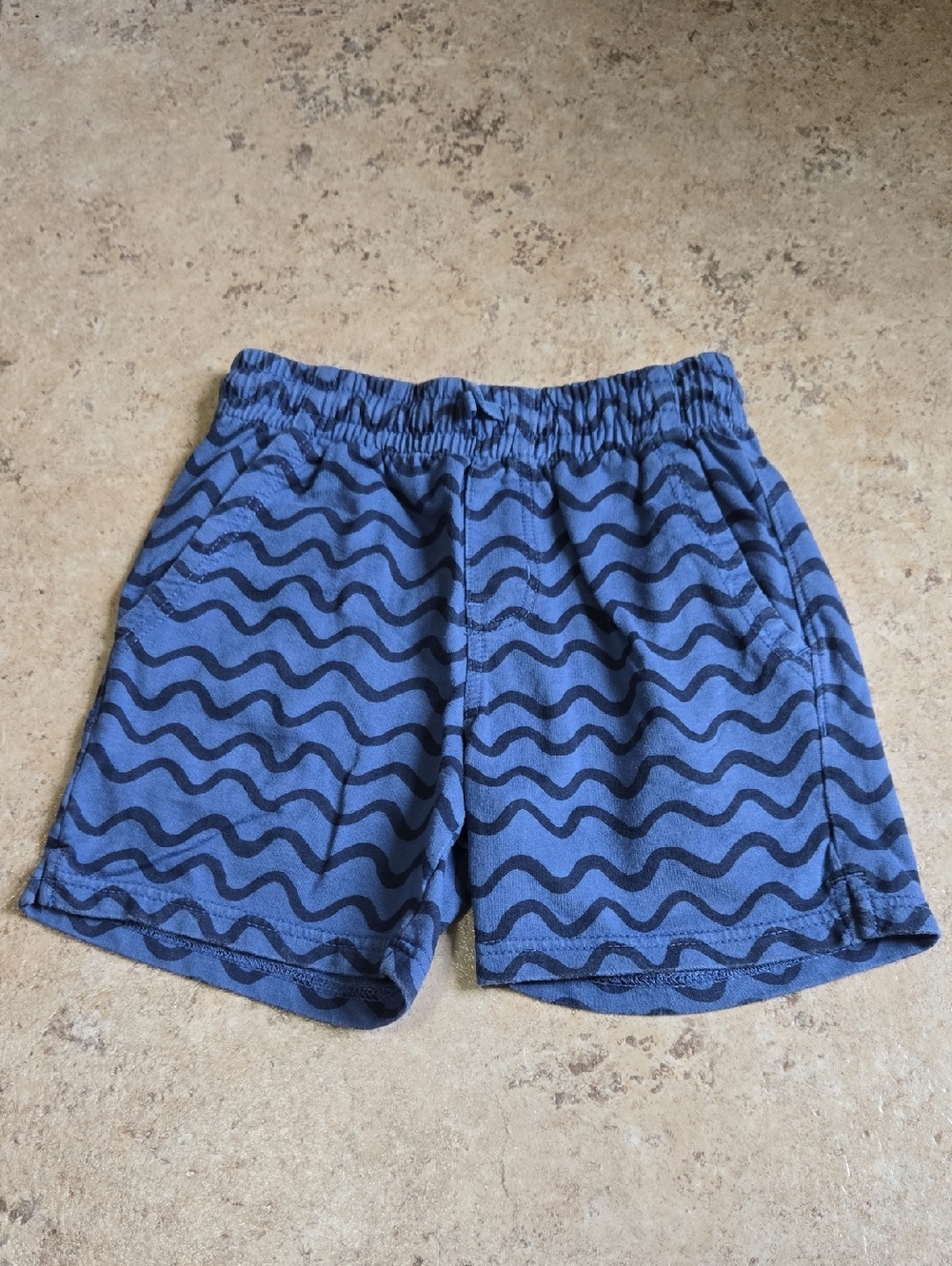 Tea Collection Blue Wave Shorts, Boys Size 10